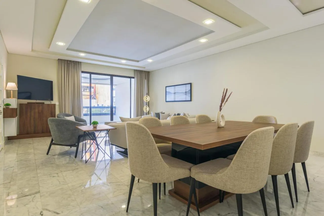 Apartment Crest 3-Bedroom Apt In Hamra W- 24-7 Power Beirut