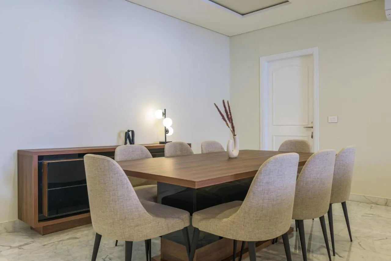 Apartment Crest 3-Bedroom Apt In Hamra W- 24-7 Power Beirut Lebanon