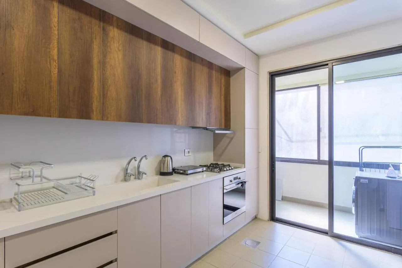 Apartment Crest 3-Bedroom Apt In Hamra W- 24-7 Power Beirut Lebanon